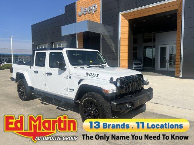 used 2022 Jeep Gladiator car, priced at $28,999