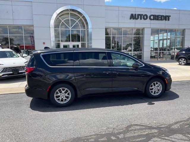 used 2023 Chrysler Pacifica car, priced at $23,636