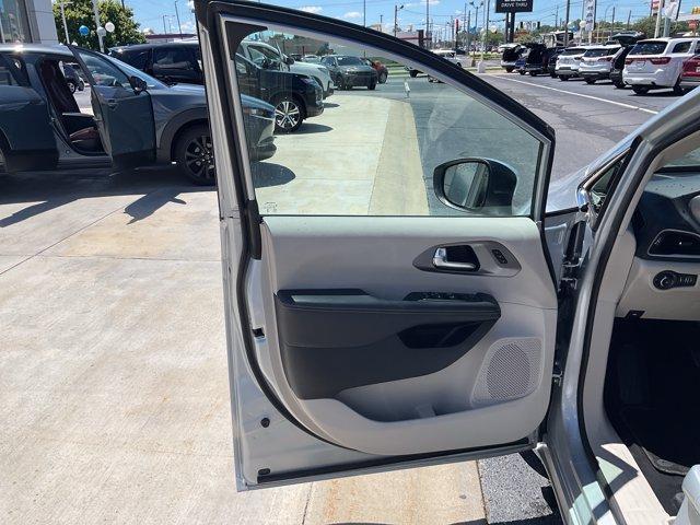 used 2023 Chrysler Pacifica car, priced at $23,777