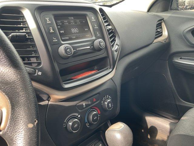 used 2014 Jeep Cherokee car, priced at $12,500