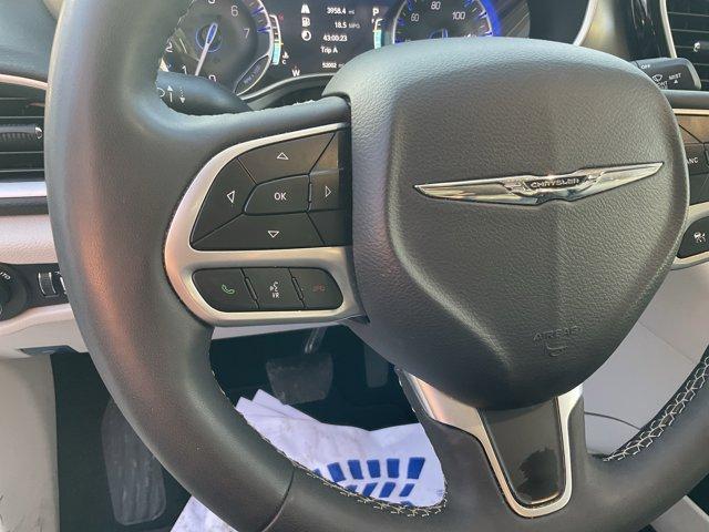 used 2024 Chrysler Pacifica car, priced at $27,800