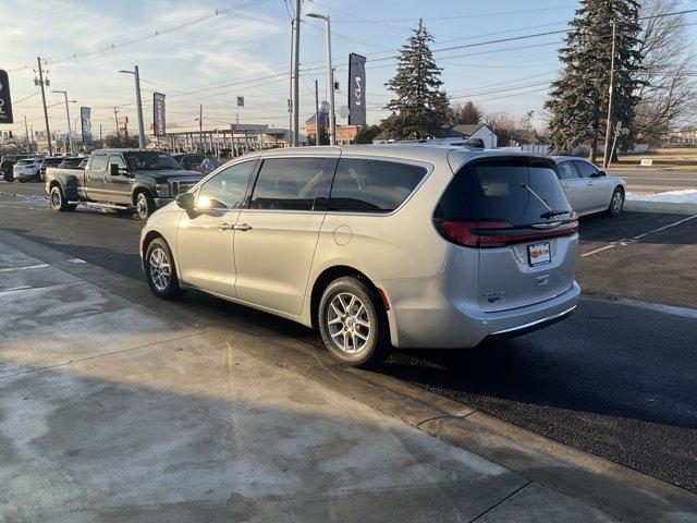 used 2024 Chrysler Pacifica car, priced at $27,800