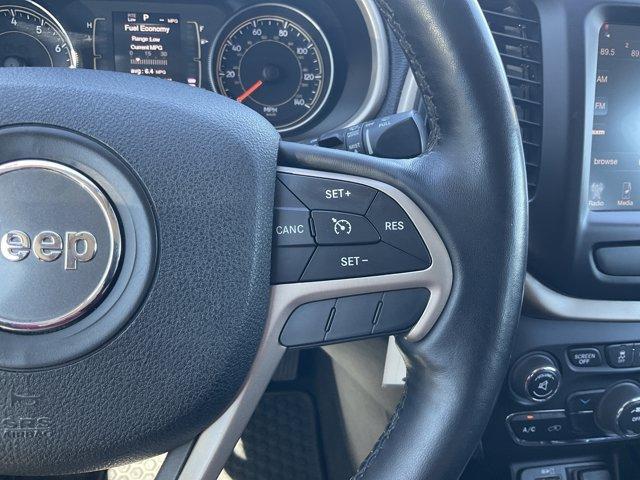 used 2015 Jeep Cherokee car, priced at $11,999