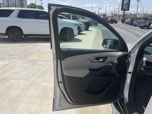 used 2022 Chevrolet Traverse car, priced at $24,511
