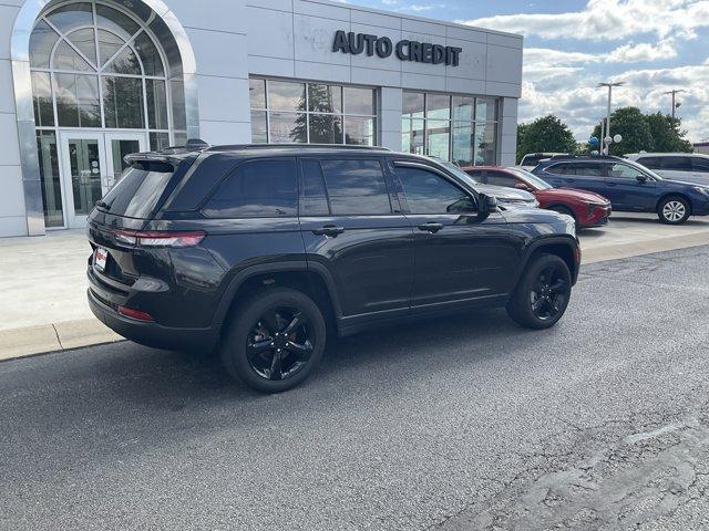 used 2024 Jeep Grand Cherokee car, priced at $35,131