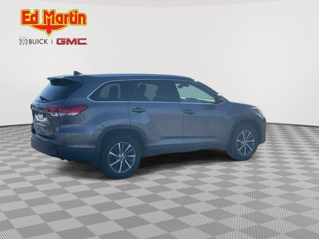 used 2018 Toyota Highlander car, priced at $19,644