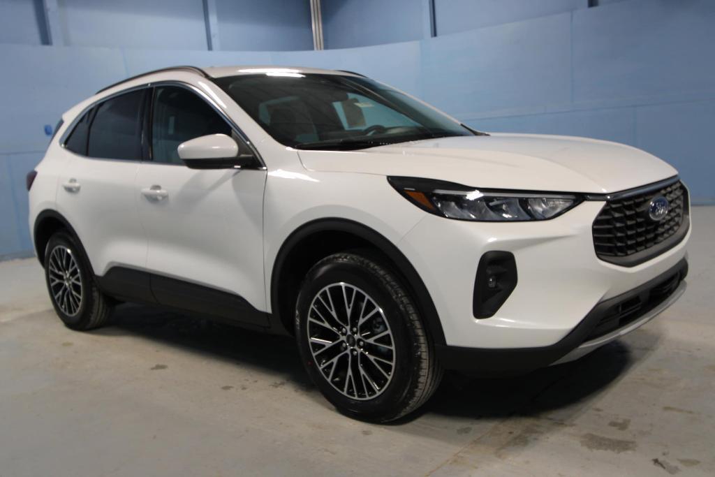 new 2026 Ford Escape car, priced at $31,132