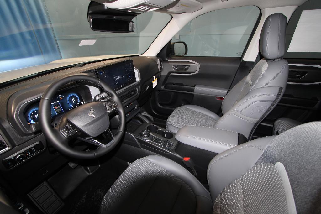 new 2025 Ford Bronco Sport car, priced at $35,456