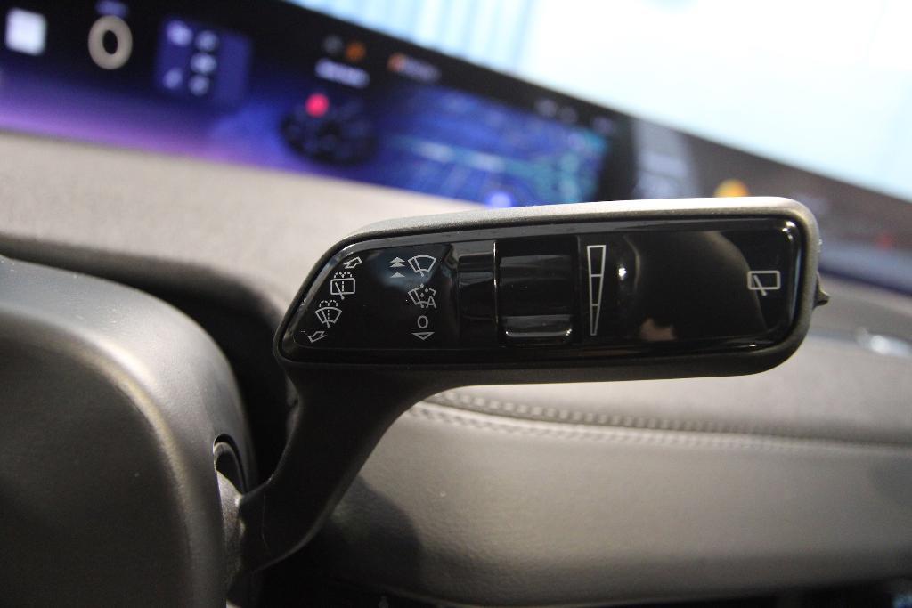 new 2025 Lincoln Navigator car, priced at $95,500