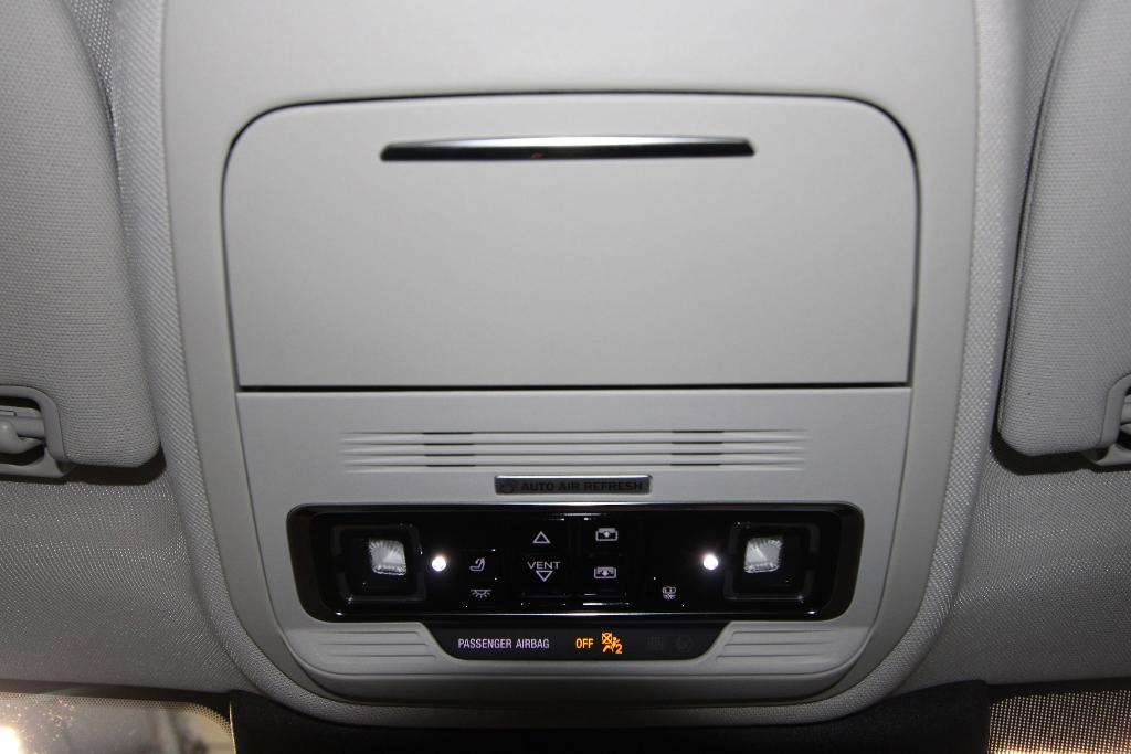 new 2025 Lincoln Navigator car, priced at $95,500