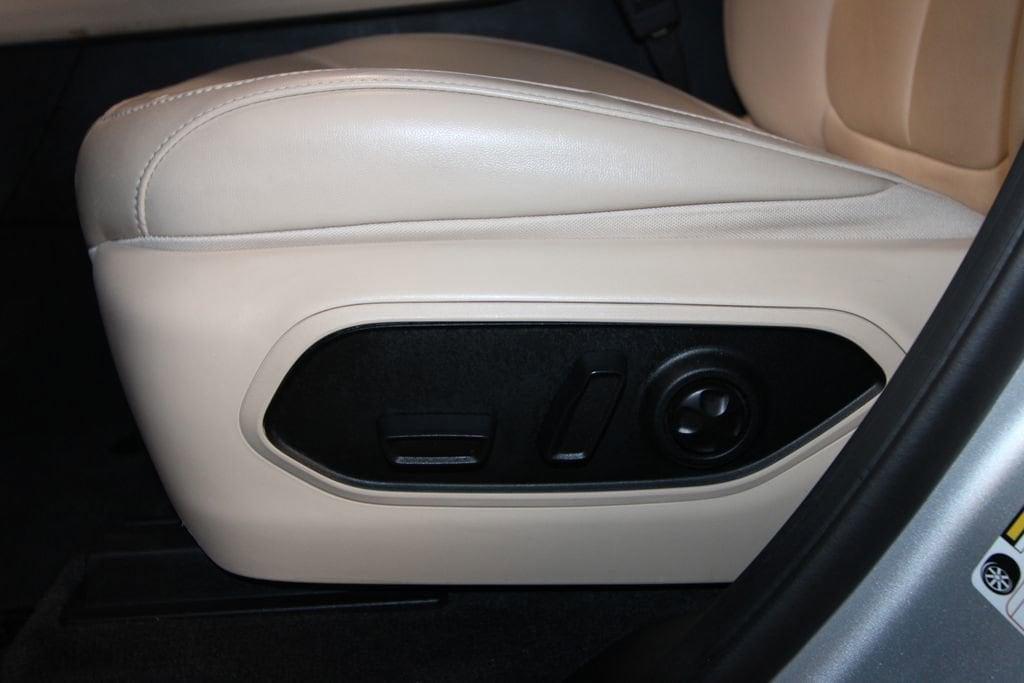 used 2021 Jeep Grand Cherokee L car, priced at $27,859