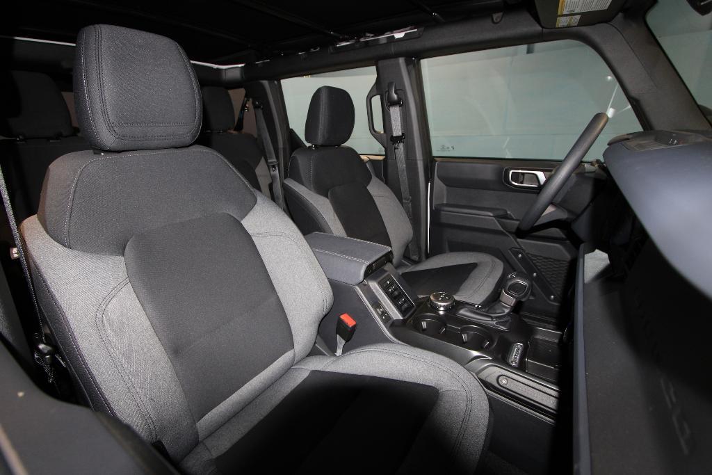 new 2025 Ford Bronco car, priced at $39,962