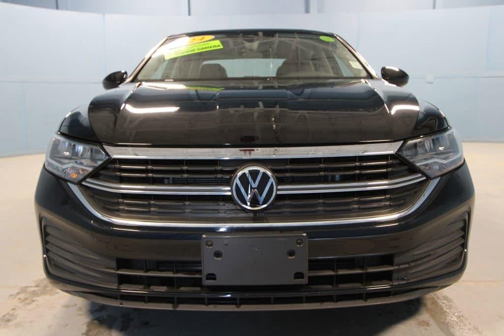 used 2024 Volkswagen Jetta car, priced at $22,045