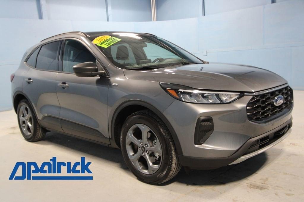 used 2025 Ford Escape car, priced at $28,357
