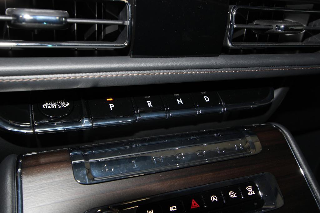 new 2026 Lincoln Aviator car, priced at $75,870