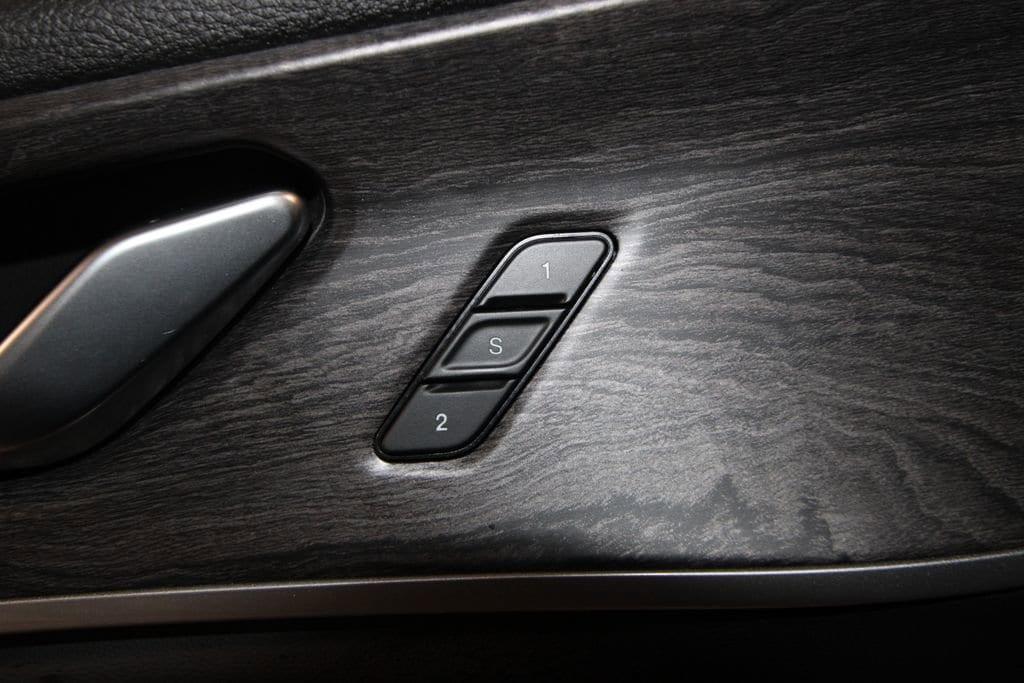 used 2021 Jeep Grand Cherokee L car, priced at $29,991