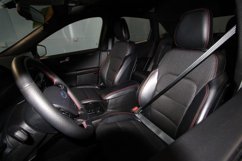 used 2025 Ford Escape car, priced at $29,417