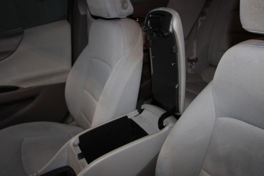 used 2018 Chevrolet Malibu car, priced at $14,176