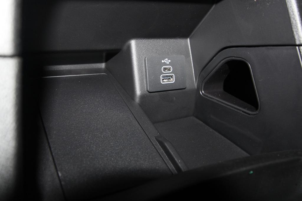 new 2025 Ford Ranger car, priced at $33,883