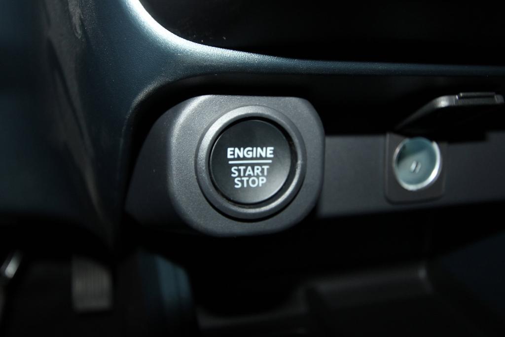 new 2025 Ford Maverick car, priced at $34,103