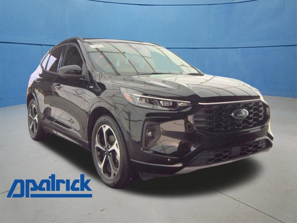 used 2025 Ford Escape car, priced at $32,470