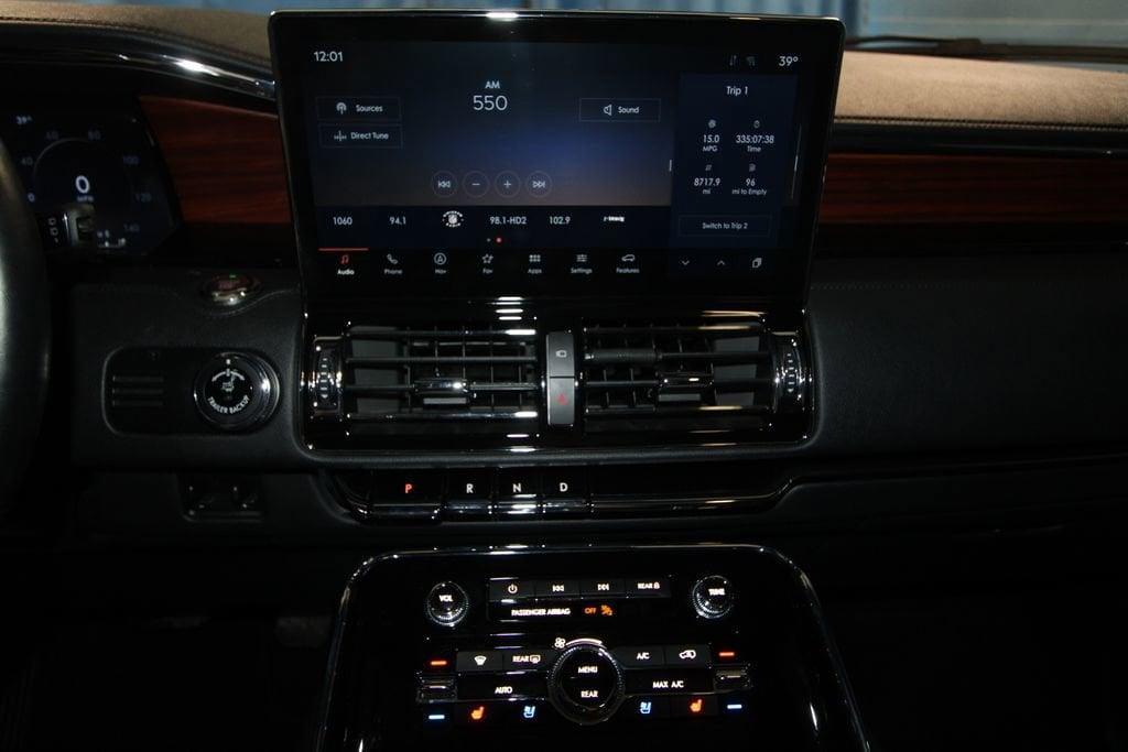 used 2024 Lincoln Navigator L car, priced at $83,146
