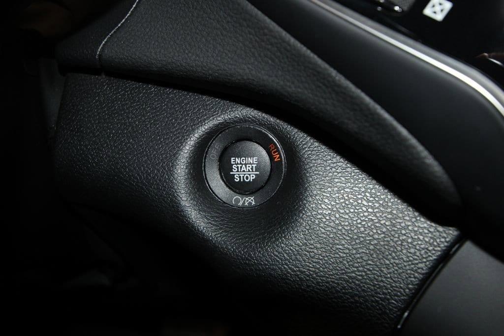 used 2022 Jeep Cherokee car, priced at $25,537