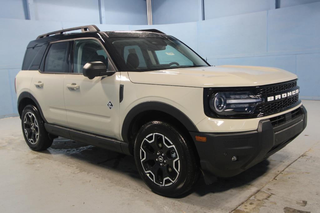 new 2025 Ford Bronco Sport car, priced at $32,333