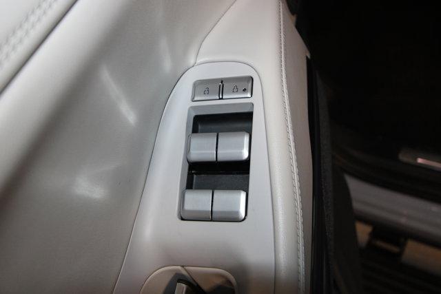 new 2025 Lincoln Navigator car, priced at $103,899