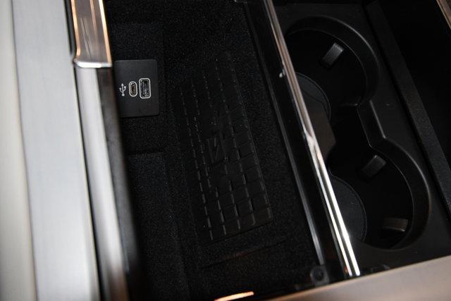 new 2025 Lincoln Navigator L car, priced at $106,675