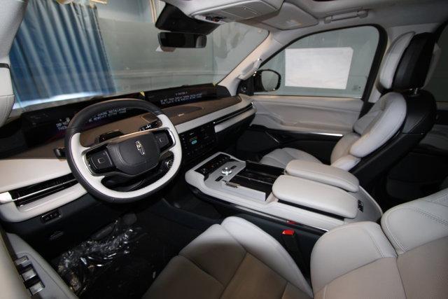 new 2025 Lincoln Navigator L car, priced at $106,675