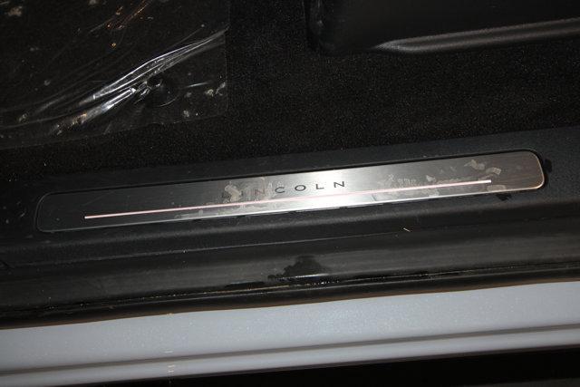 new 2025 Lincoln Navigator L car, priced at $106,675