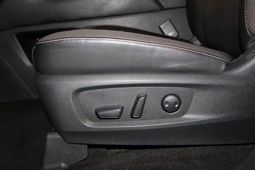 used 2024 Nissan Pathfinder car, priced at $36,389