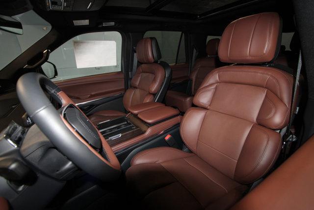 new 2025 Lincoln Navigator L car, priced at $103,925