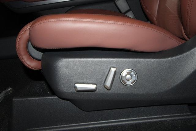 new 2025 Lincoln Navigator L car, priced at $103,925