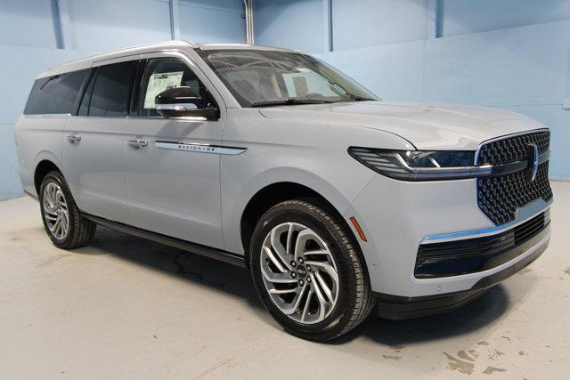 new 2025 Lincoln Navigator L car, priced at $102,930