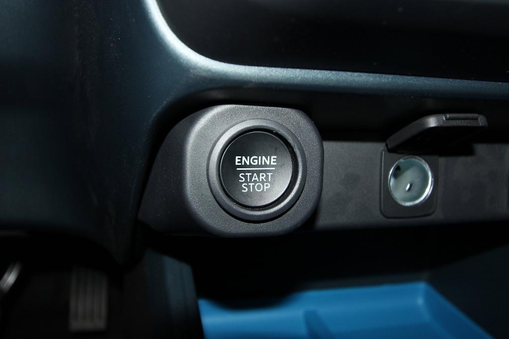 new 2025 Ford Maverick car, priced at $26,982