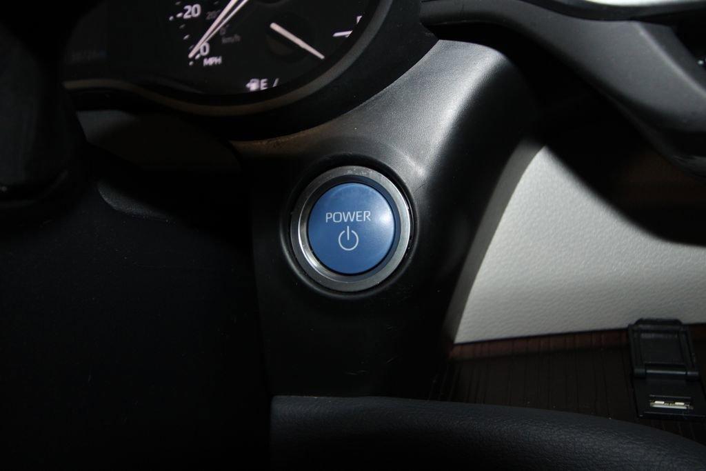 used 2024 Toyota Sienna car, priced at $44,661