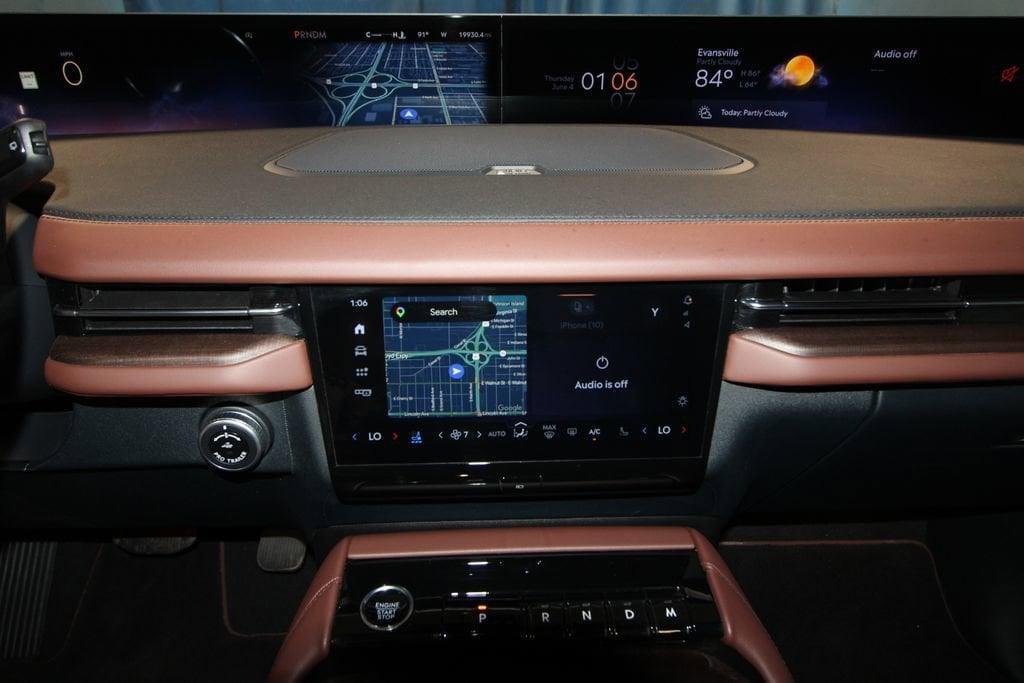 used 2025 Lincoln Navigator L car, priced at $87,921