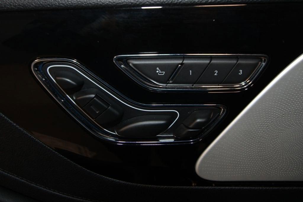 used 2025 Lincoln Aviator car, priced at $68,121