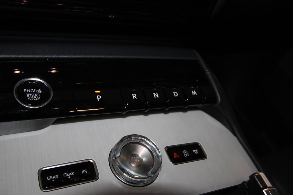 new 2025 Lincoln Navigator L car, priced at $99,714