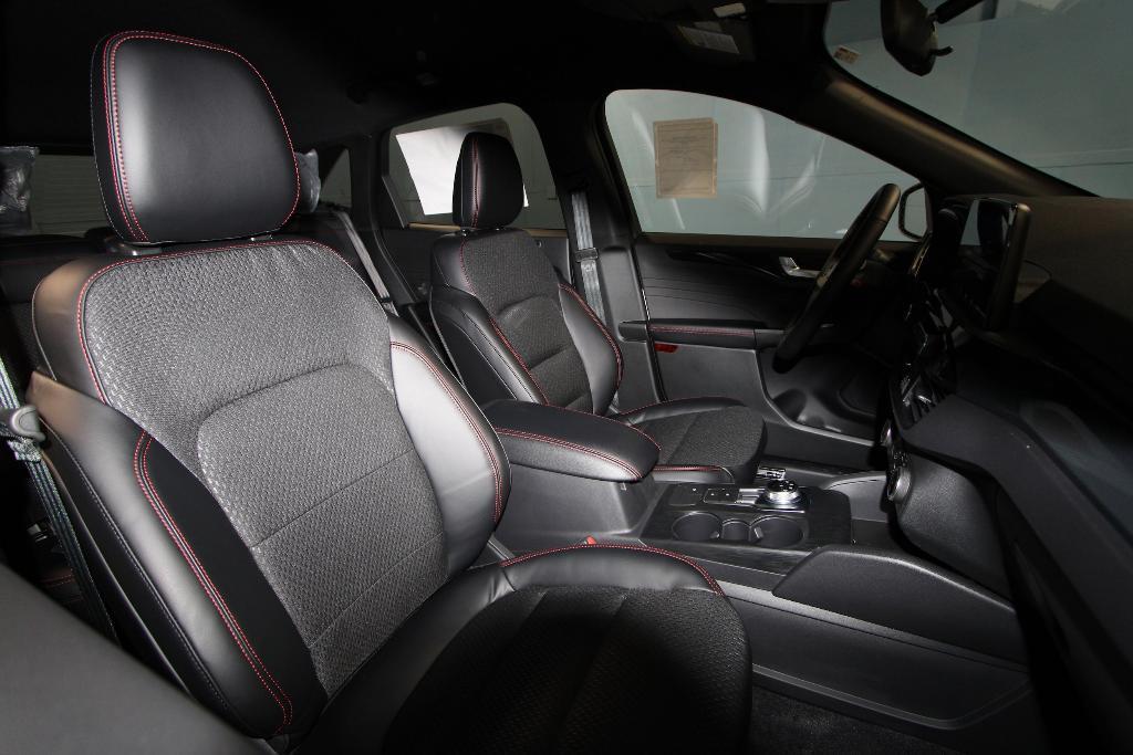 new 2026 Ford Escape car, priced at $28,257