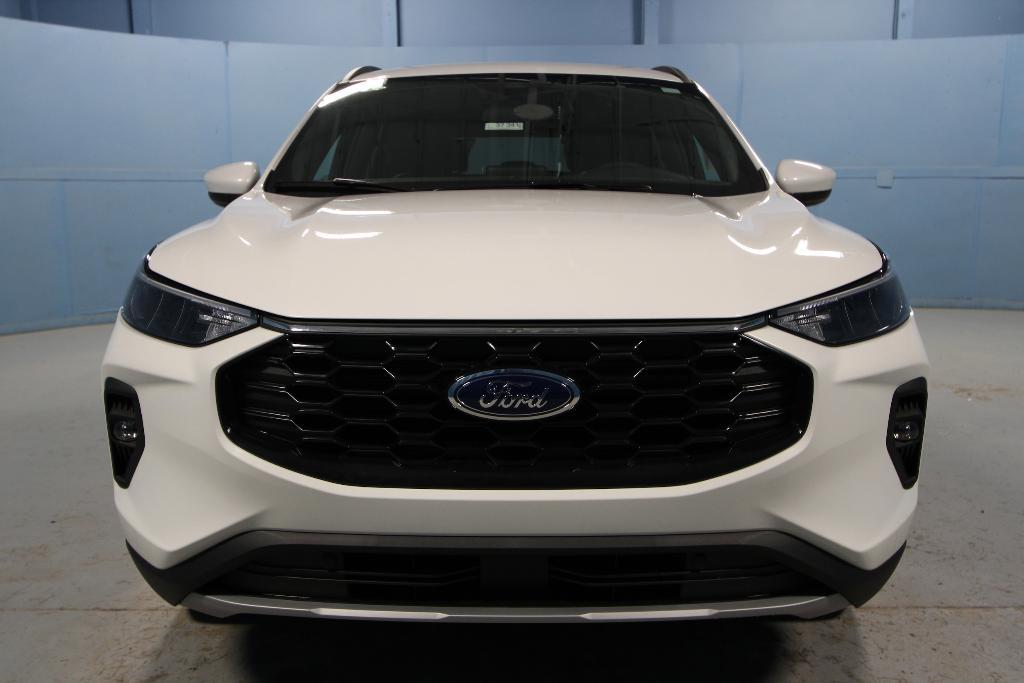 new 2026 Ford Escape car, priced at $28,257