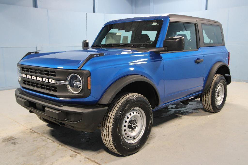new 2025 Ford Bronco car, priced at $36,802
