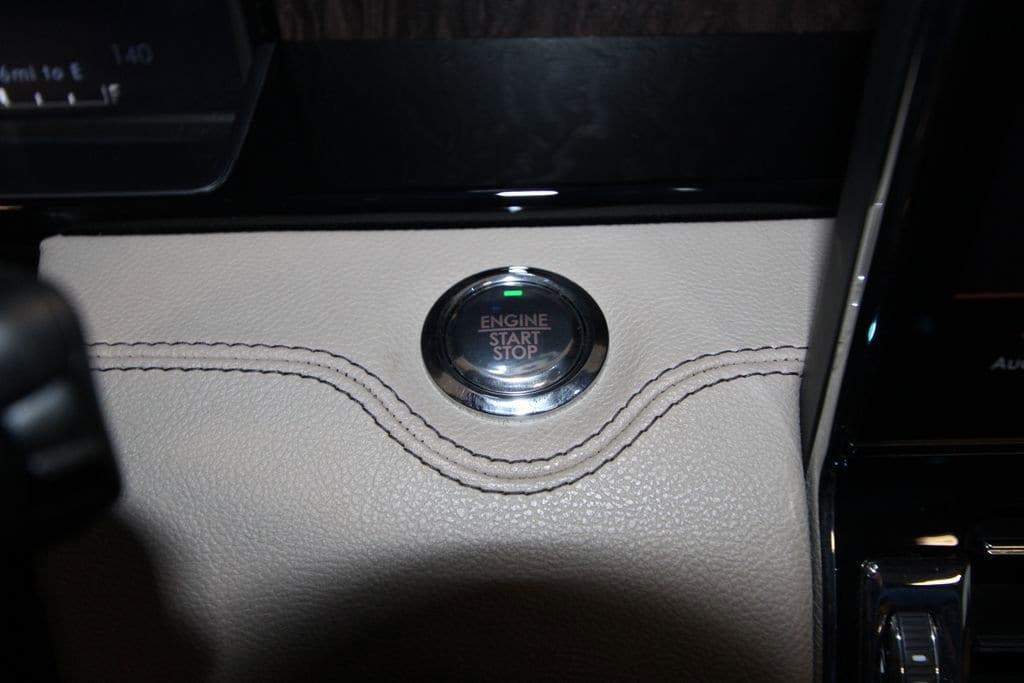 used 2024 Lincoln Navigator L car, priced at $75,962