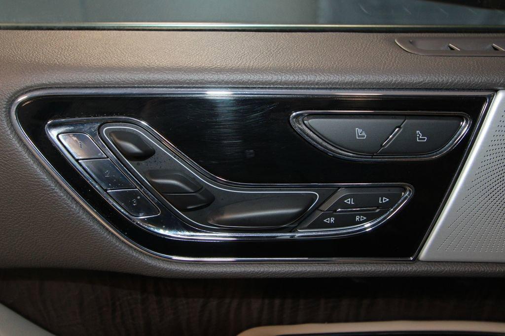 used 2024 Lincoln Navigator L car, priced at $75,962