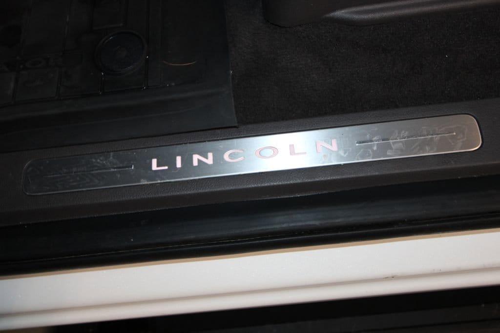 used 2024 Lincoln Navigator L car, priced at $75,962