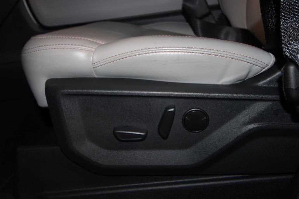 used 2025 Ford Expedition car, priced at $58,367