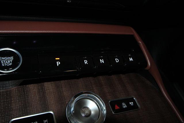 new 2025 Lincoln Navigator L car, priced at $106,250