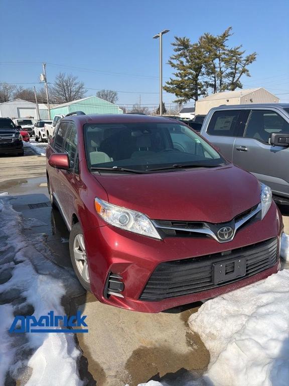 used 2018 Toyota Sienna car, priced at $16,463